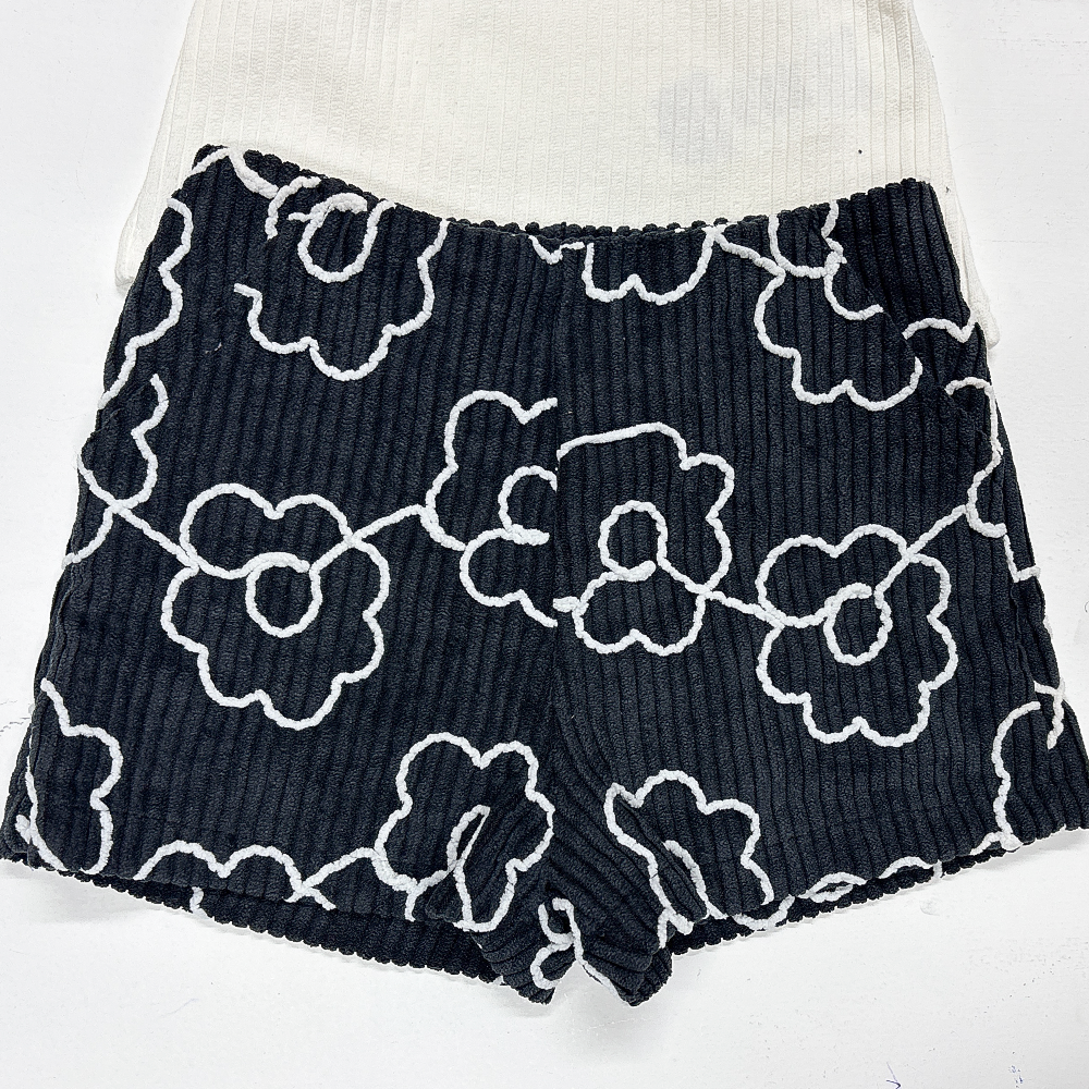 Conjunto blusa y short de pana forrado