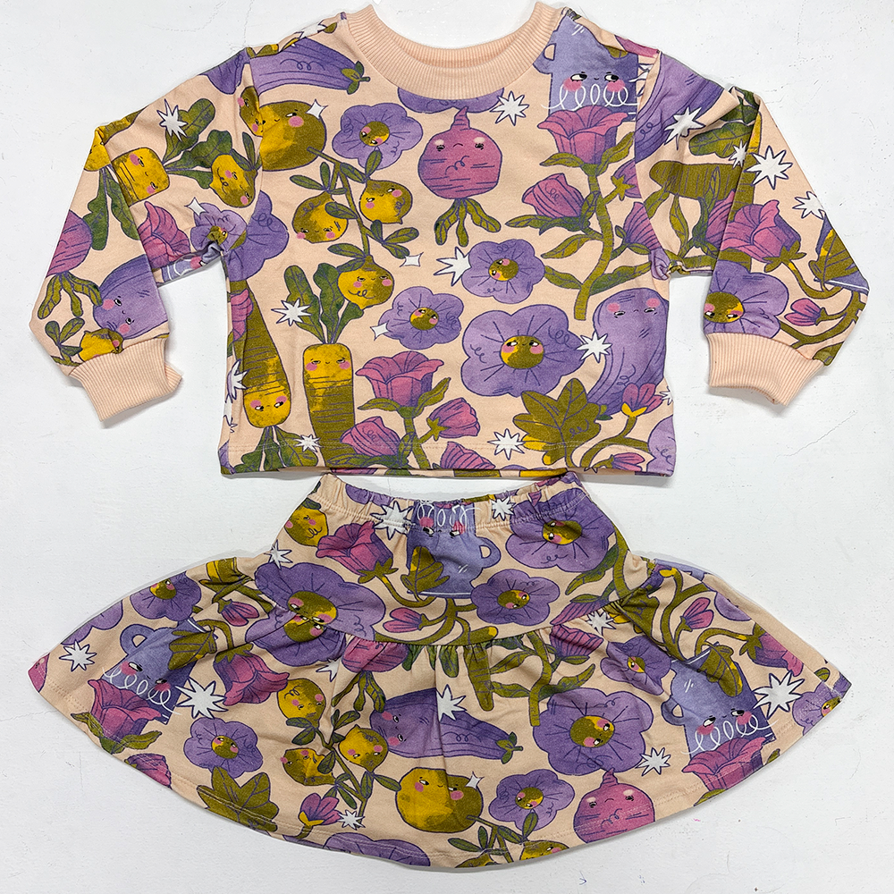 Conjunto floreado
