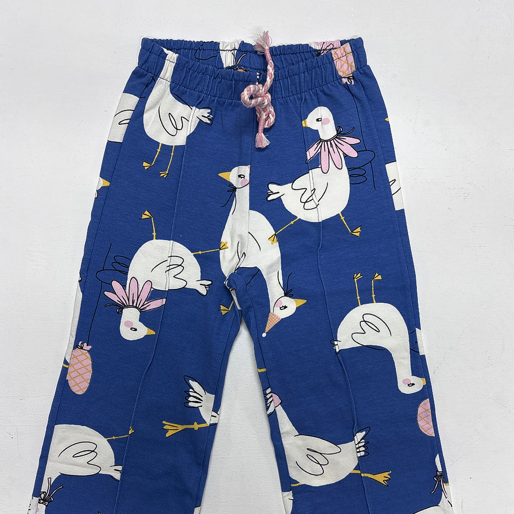 Conjunto patitos con friza